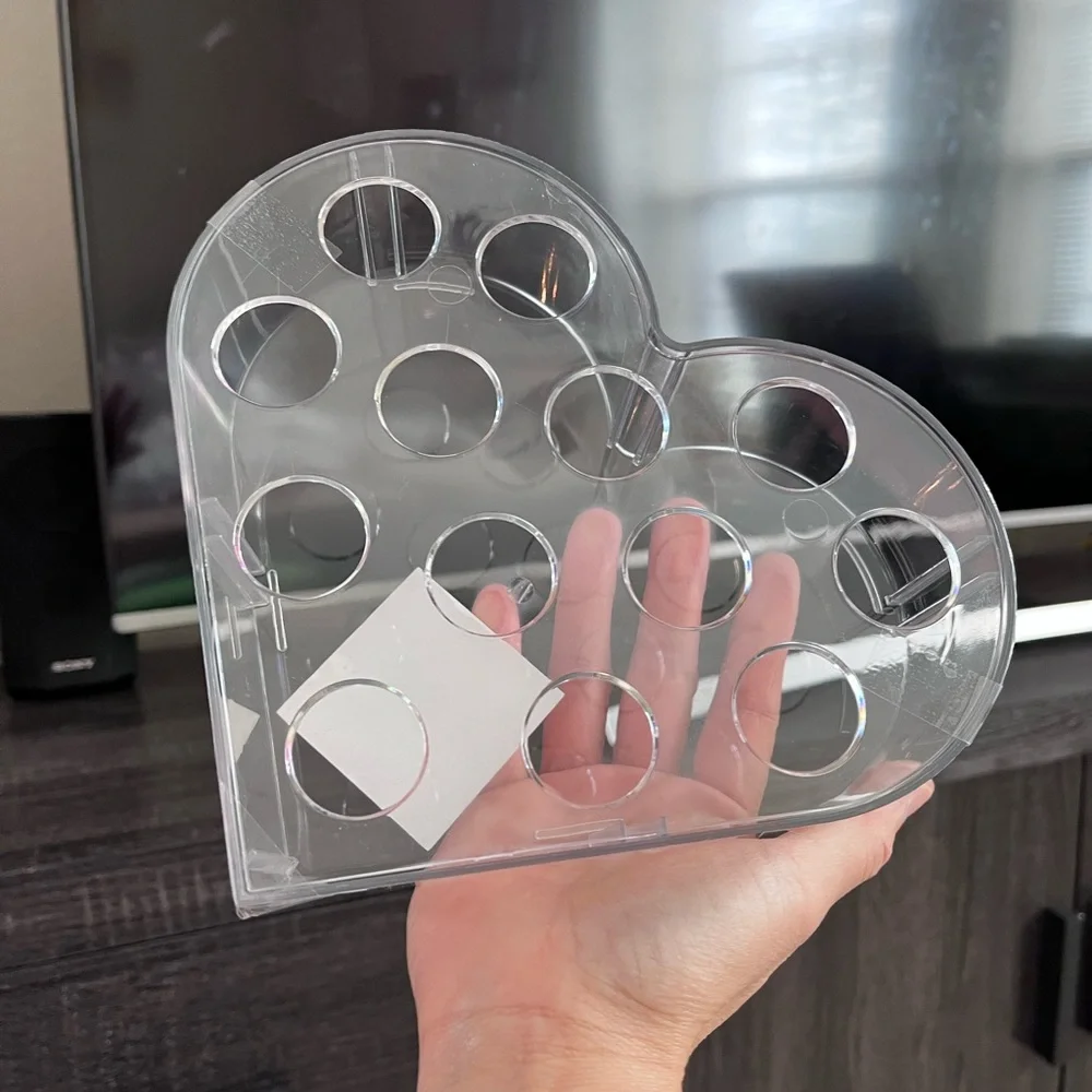 New acrylic heart flower vase Bullseye's Playground target💗